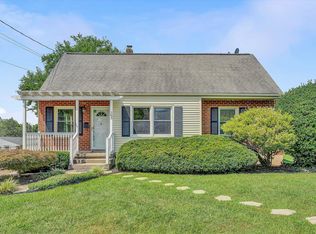 303 Valleydale Ave, Salem, VA 24153