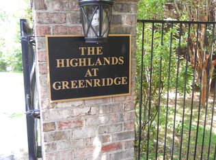 10 Saint Andrews Dr, Cartersville, GA 30120