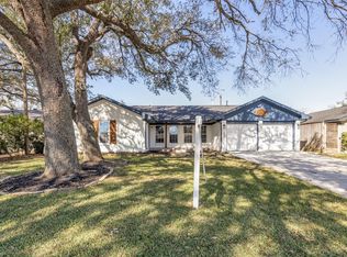 10406 Willowisp Dr, Houston, TX 77035