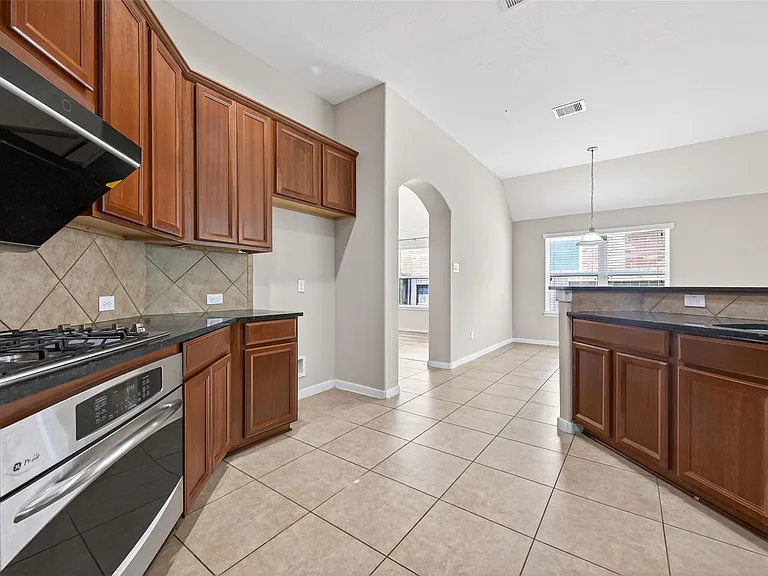 24431 Ranchwood Springs Ln — Photo 17
