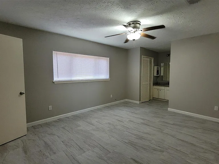 16818 Dutch Ridge Dr — Photo 22