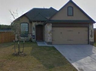 705 Cobble Gate Dr, Brenham, TX 77833