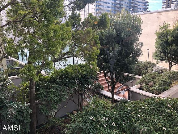 2nd image of 1483 Sutter St Unit 505
