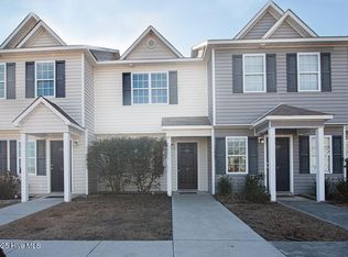 200 Lanieve Ct, Hubert, NC 28539