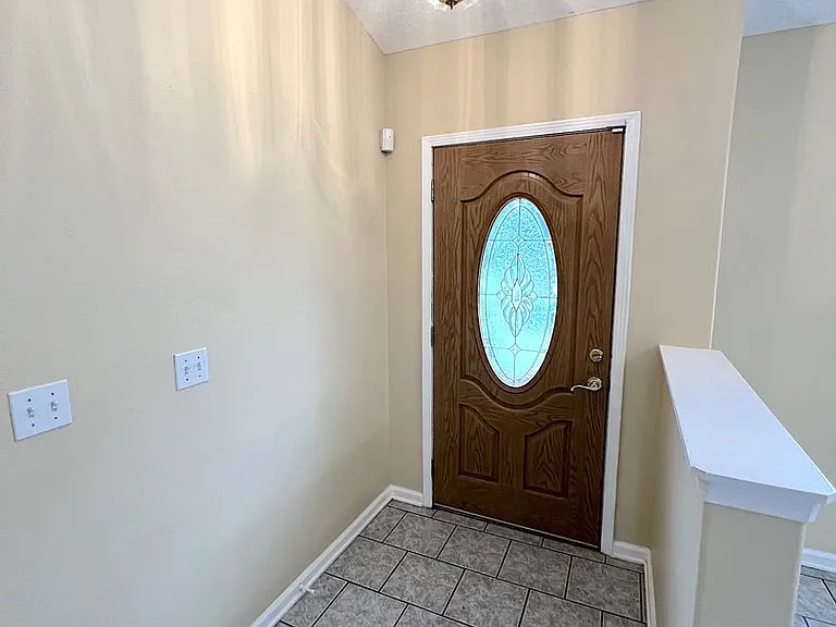 122 Parkview Dr — Photo 7