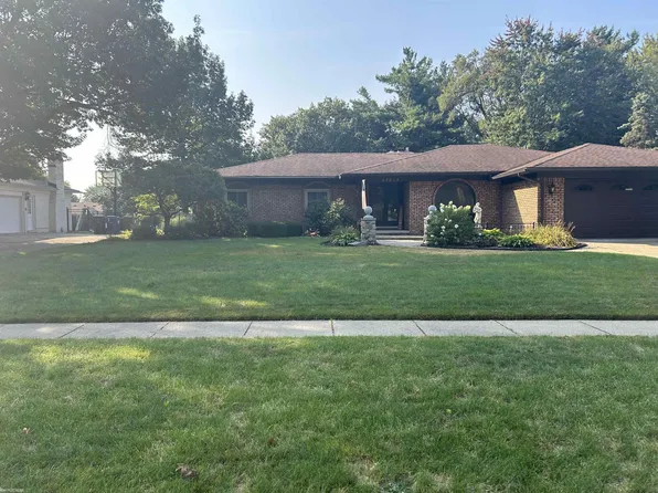 47644 Homestead Ct, Shelby Township, MI 48315