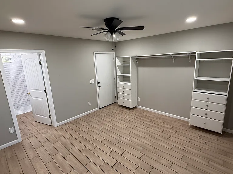 1410 W Pepper Pl #B — Photo 14