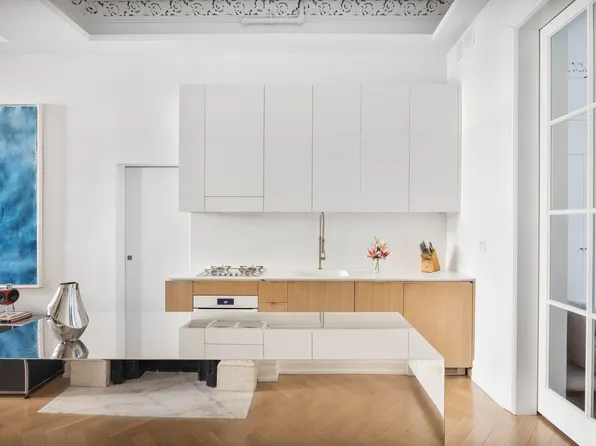 66 West 11th Street image 6 of 12