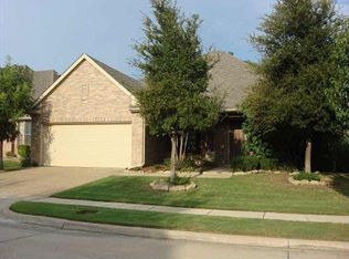 2406 Brown Bear Way, Euless, TX 76039