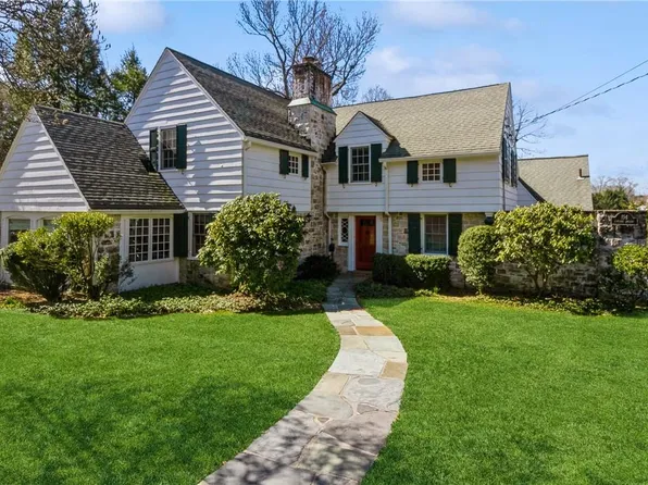 114 Ashland Avenue, Pleasantville, NY 10570