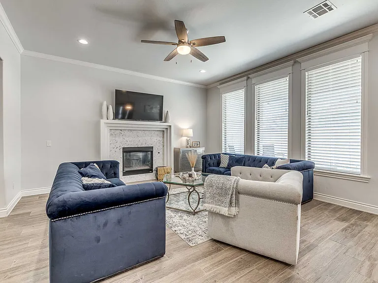 12925 Black Hills Dr — Photo 8