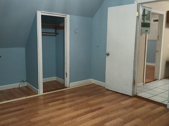 3rd image of 709 E Brady St #A