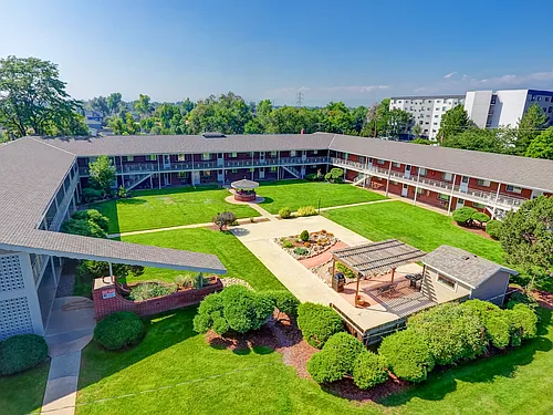 Lampliter Apartments Photo 1