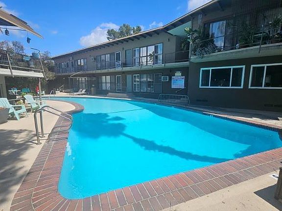 3rd image of 11940 Laurelwood Dr APT 18