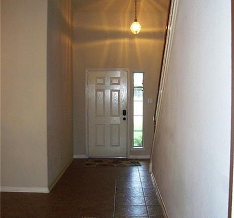 2 story entry and ...