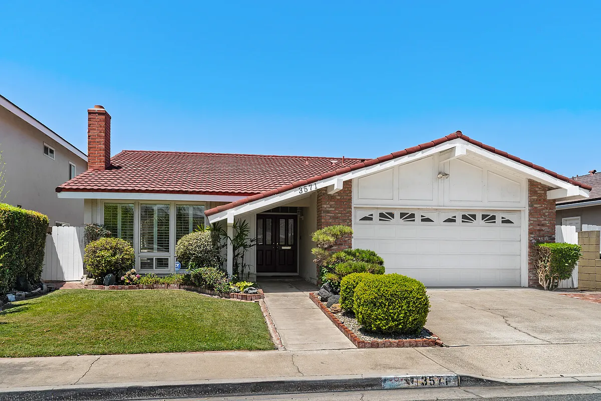3571 Teaberry Cir — Photo 1