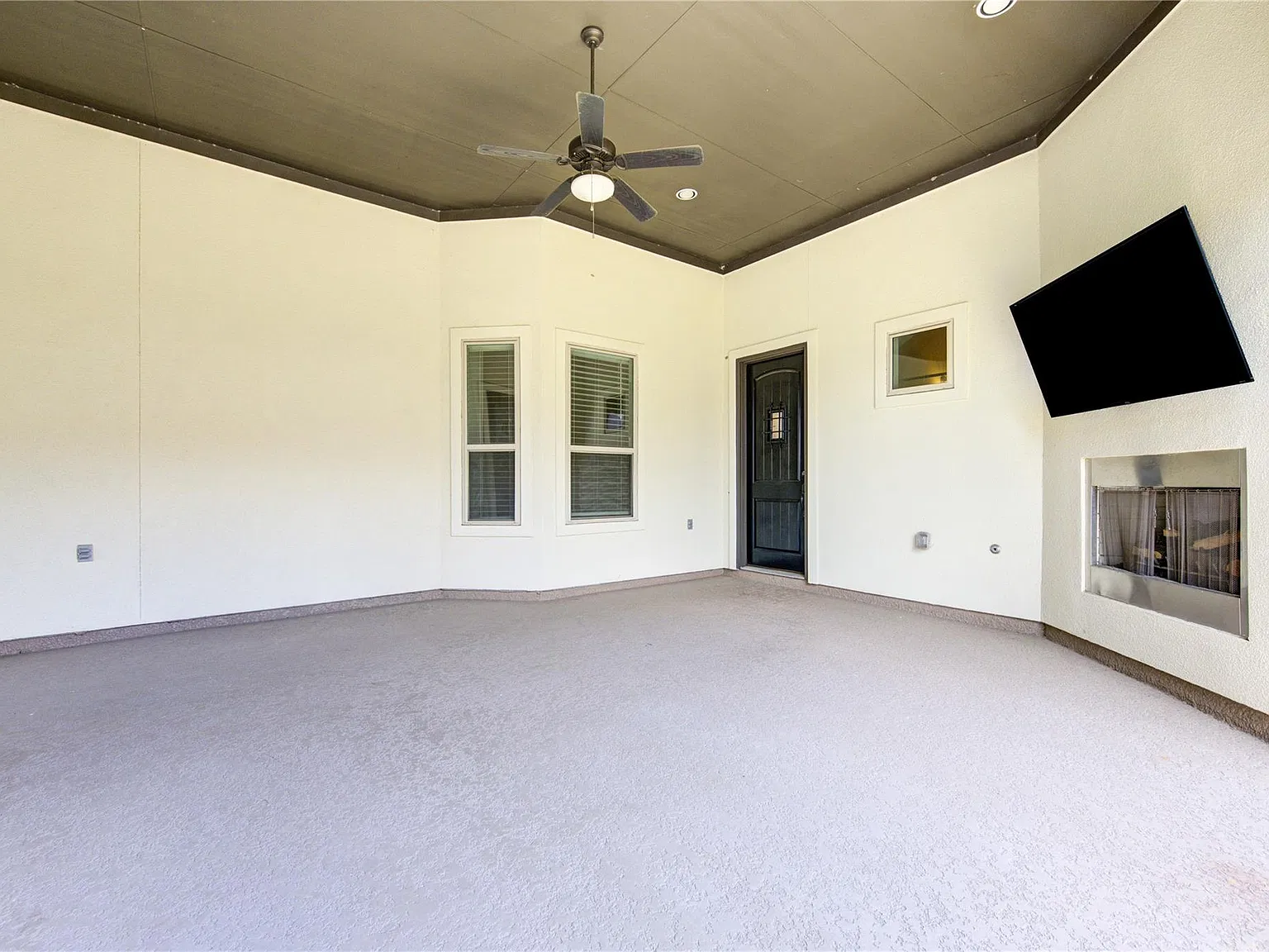 4 bed, 4.0 bath, 2682 sqft, $3,600 — Photo 3