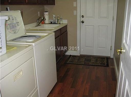 4th image of 7906 Sleeping Lily Dr