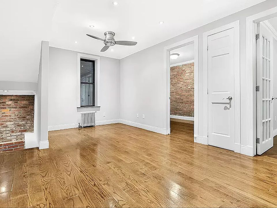 1st image of 115 Avenue A #1R
