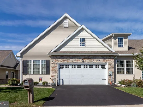 217 Rose View Dr, West Grove, PA 19390