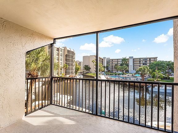 5th image of 10 Royal Palm Way #203