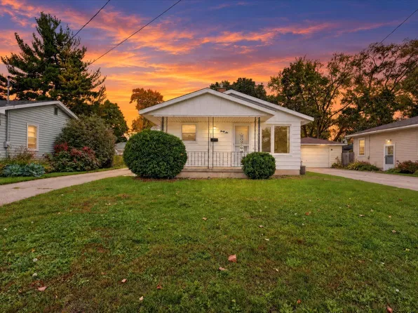46 Maplelawn St SW, Wyoming, MI 49548