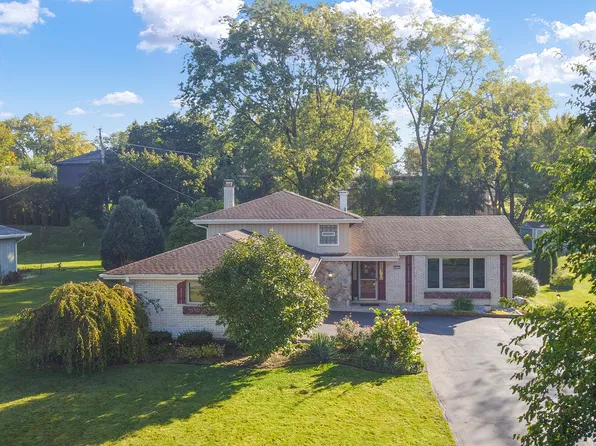 163 S Circle Ave, Bloomingdale, IL 60108