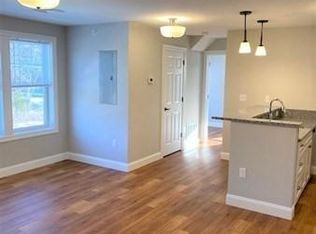 725 Main St #4, Tewksbury, MA 01876