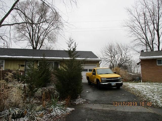 2nd image of 1715 Striebel Rd