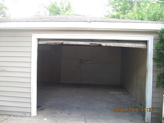 4th image of 617 N 2nd Ave