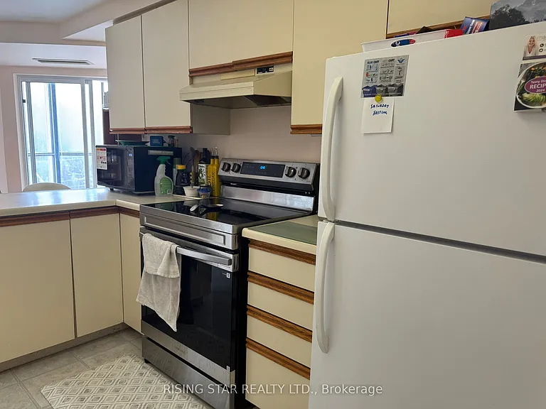 265 Westcourt Pl #507 — Photo 10