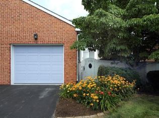 170 Treetops Dr, Lancaster, PA