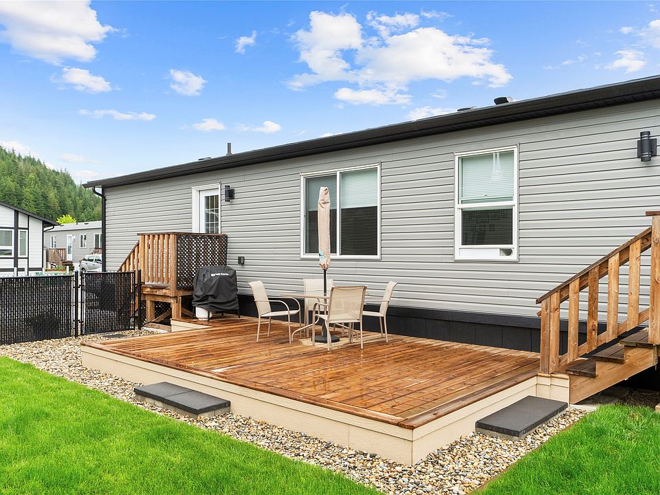 1st image of 1705 Hillier Rd #10