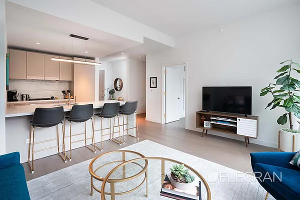 Rented by (Legacy) Elegran | media 23