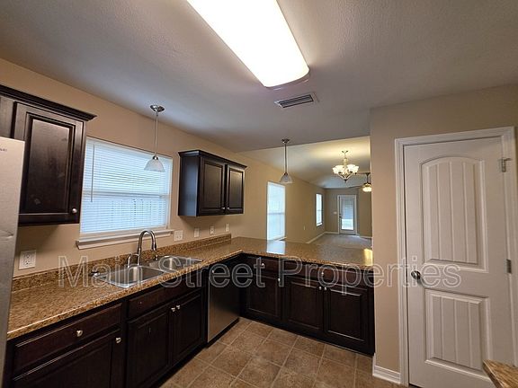 3rd image of 5794 Corkscrew Ct