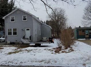 2014 Cross St, Three Rivers, MA 01080