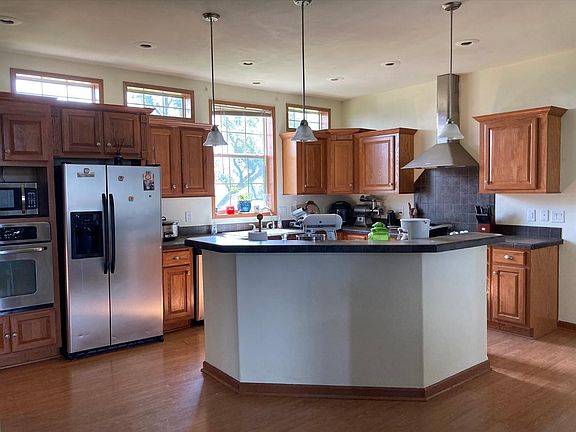 4th image of 2304 County Road 370