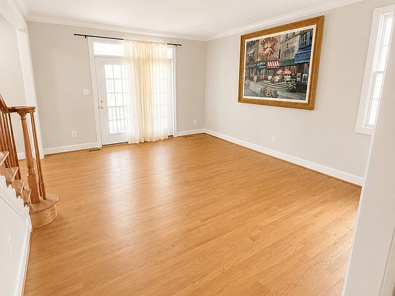 5th image of 20964 Nightshade Pl