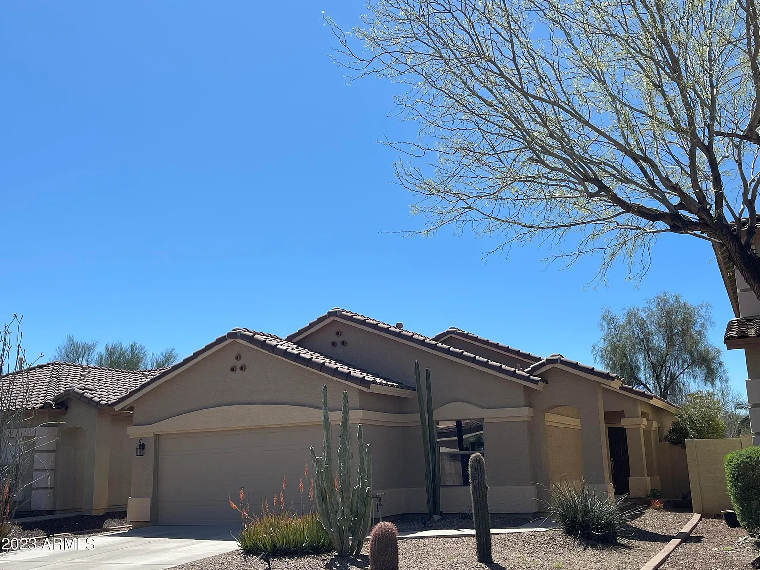 4 bed, 2.0 bath, 1625 sqft, $2,550 — Photo 2