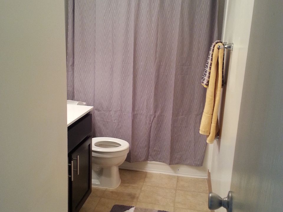 2nd image of 20 Cedar Run Ln APT 8