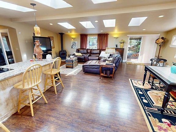 4th image of 94787 Adams Rd