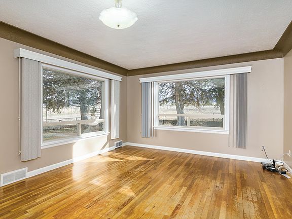 5th image of 2702 W Landing Rd