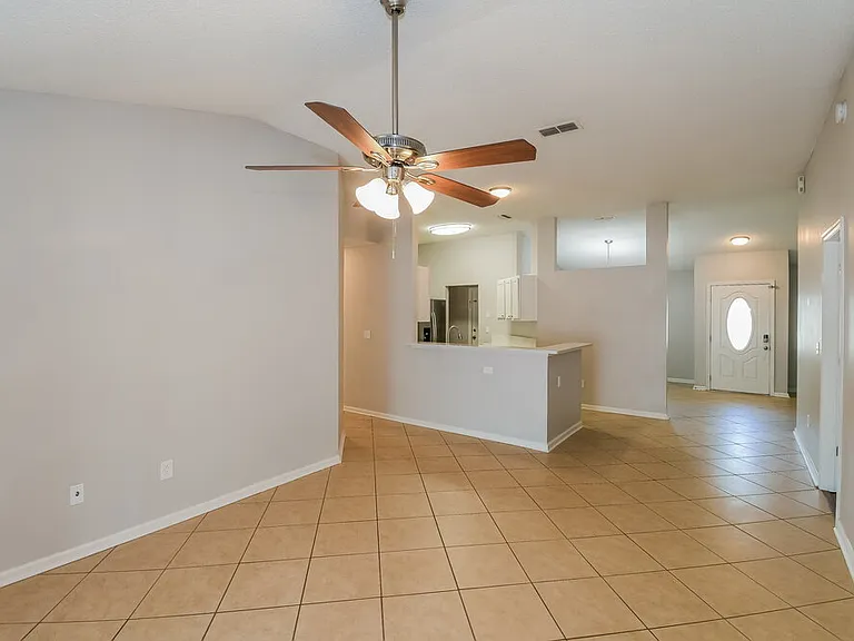 5462 Catspaw Ln — Photo 4