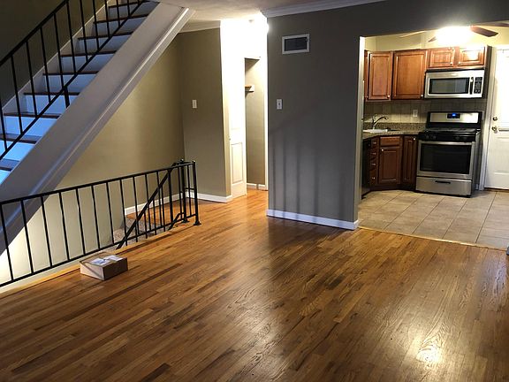 4th image of 3133 Glenwood Ct