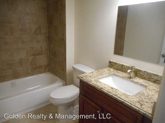 3rd image of 1260 Wildwood Lakes Blvd