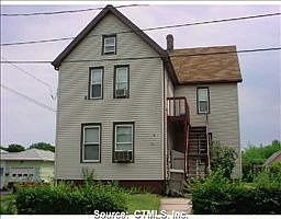 2nd image of 31 Roberts St