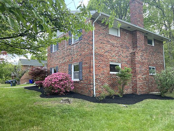 4th image of 9224 Saint Andrews Pl #4