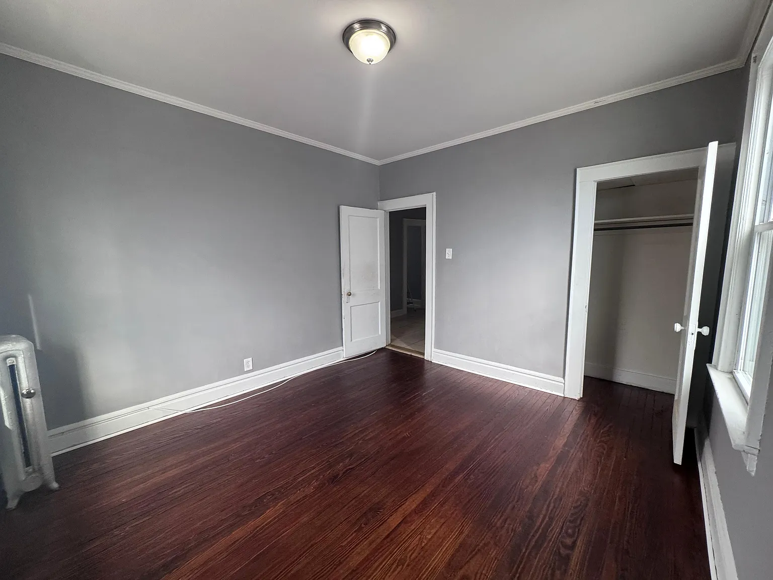 2 bed, 1350 sqft, $2,400 — Photo 3