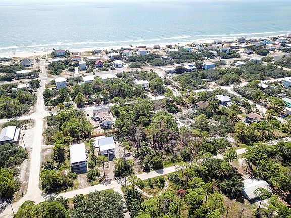 5th image of 1016 W Bayshore Dr