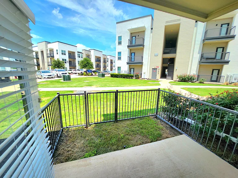 FM 306 — Photo 4